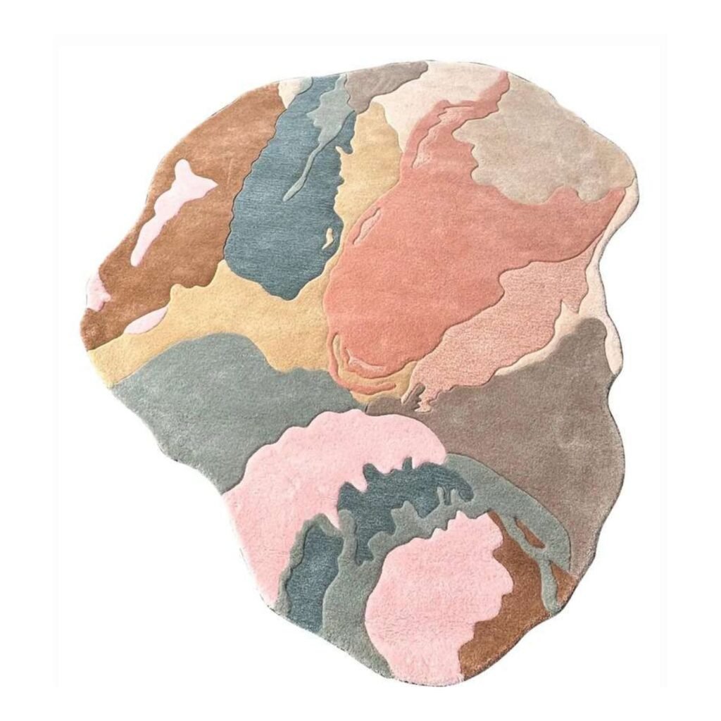 Misshaped Hand Tufted Rug 58
