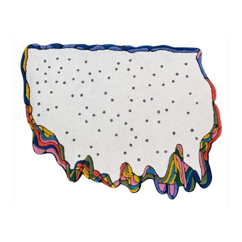 Misshaped Hand Tufted Rug 70